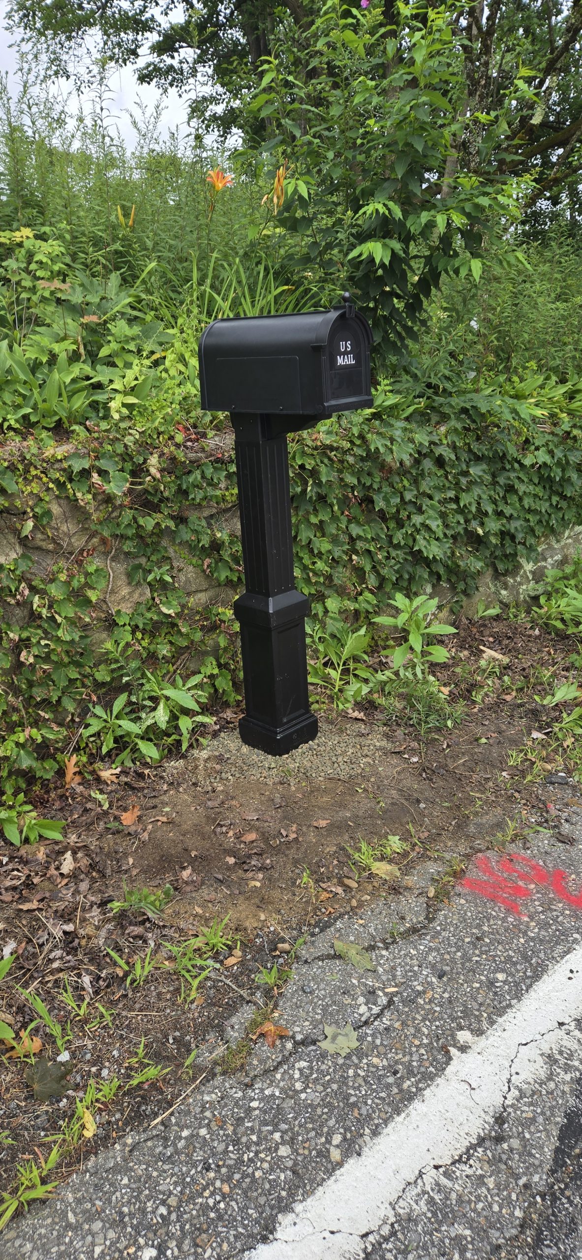 THe front side of new mail box